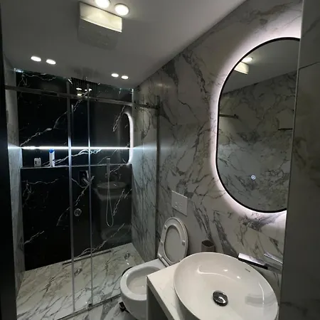 Deluxe Bllok Apartment